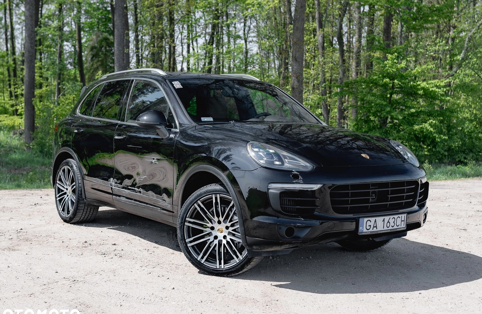 Porsche Cayenne cena 179900 przebieg: 127394, rok produkcji 2016 z Kościan małe 154